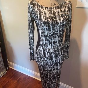 The Dress that Turns heads